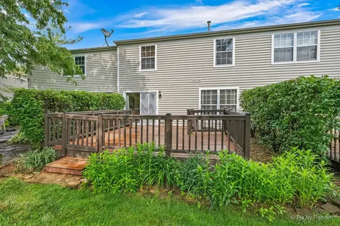 2102 Muirfield Circle Elgin IL 60123