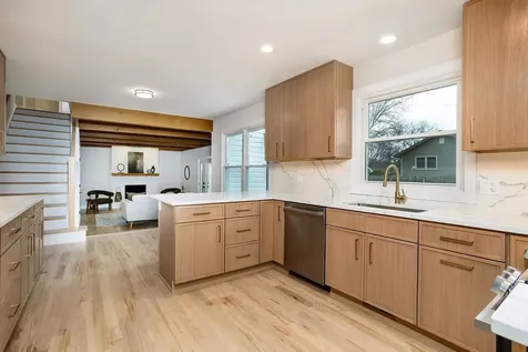 530 Cumberland Trail Elgin IL 60123