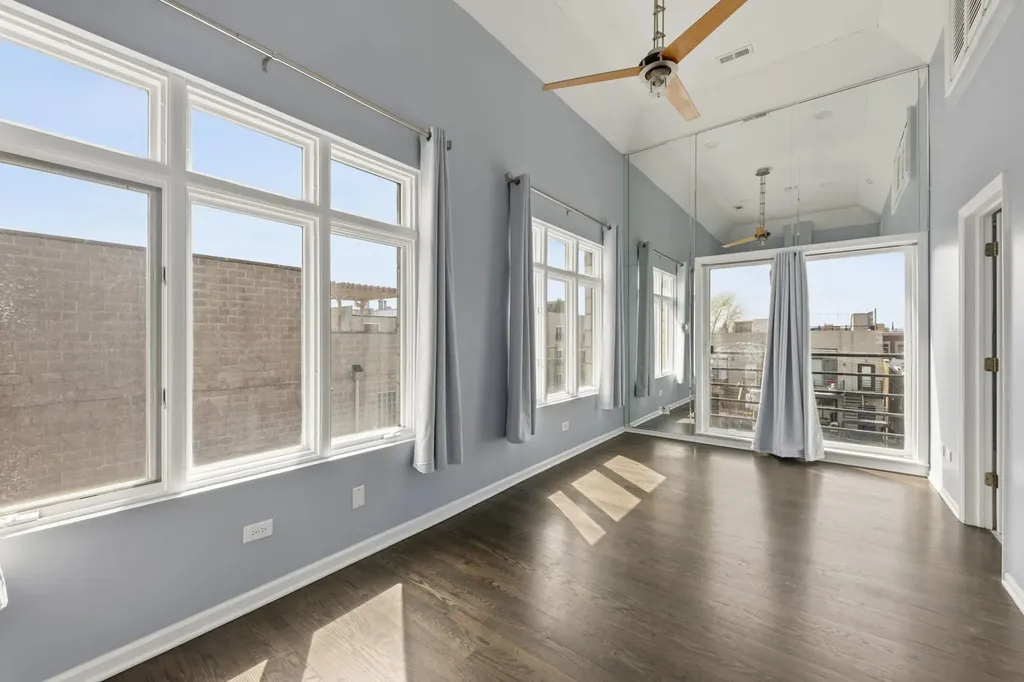 1016 North Marshfield Avenue Chicago IL 60622