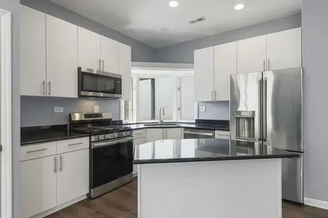 1016 North Marshfield Avenue Chicago IL 60622