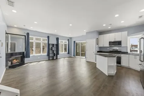 1016 North Marshfield Avenue Chicago IL 60622