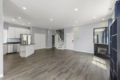 1016 North Marshfield Avenue Chicago IL 60622