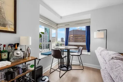 512 North Mcclurg Court Chicago IL 60611
