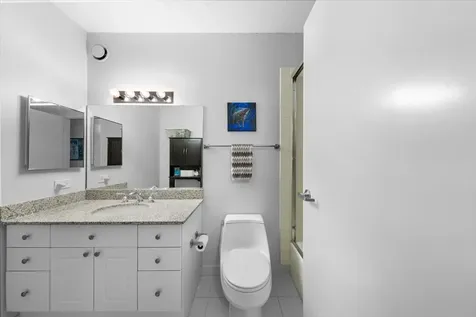 512 North Mcclurg Court Chicago IL 60611