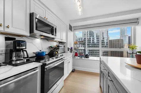 512 North Mcclurg Court Chicago IL 60611