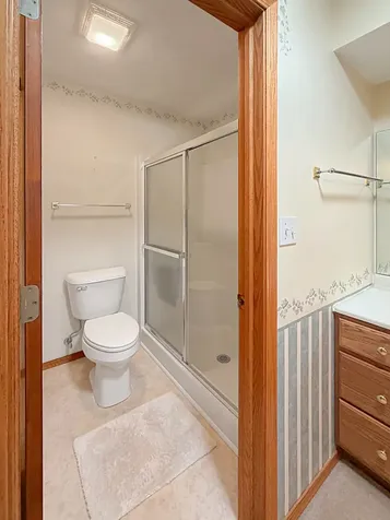 1909 Comanche Court Freeport IL 61032