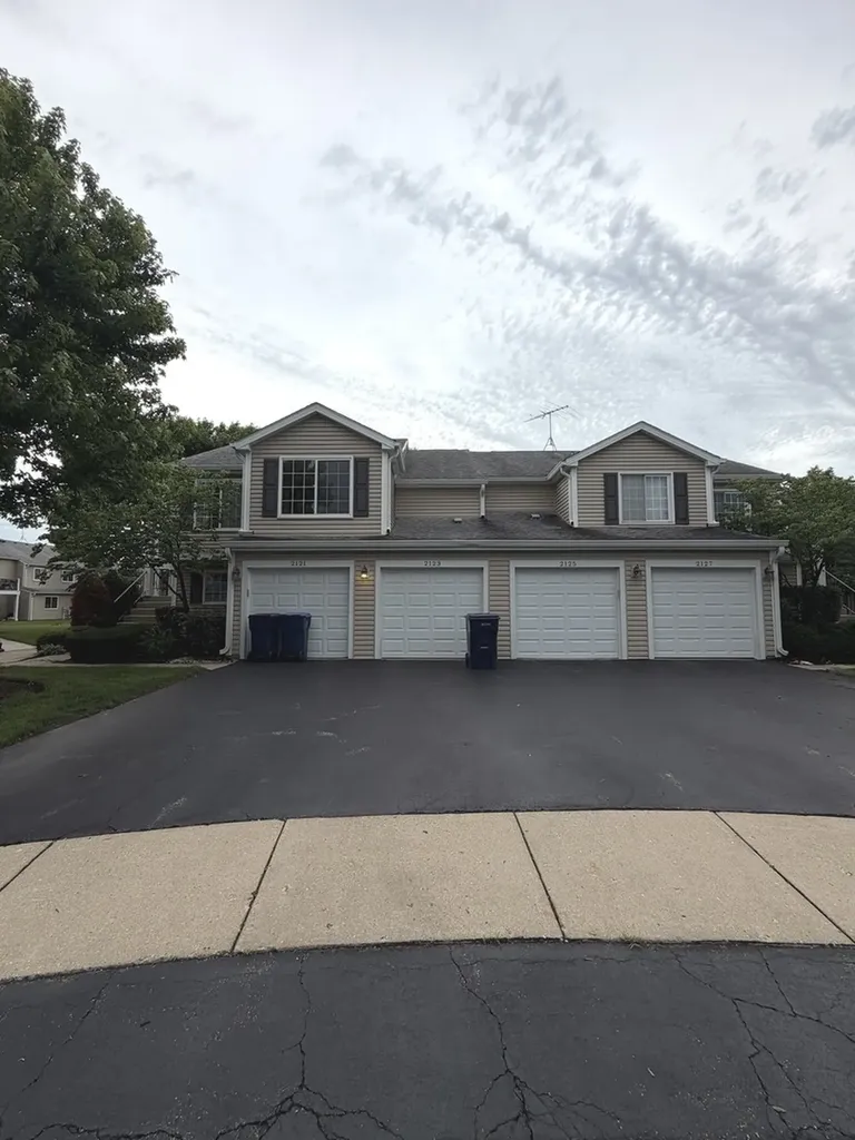 2123 Northwind Circle Schaumburg IL 60194