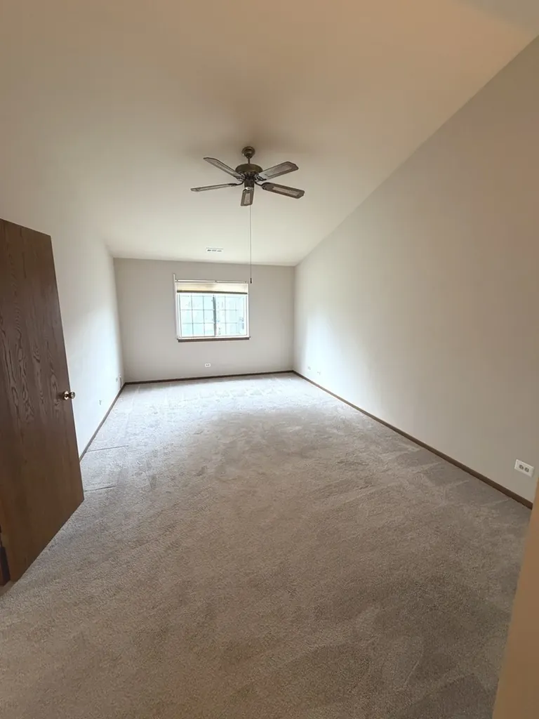 2123 Northwind Circle Schaumburg IL 60194
