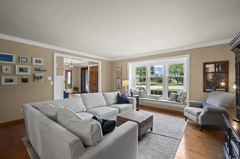 1565 Freeman Road Hoffman Estates IL 60192