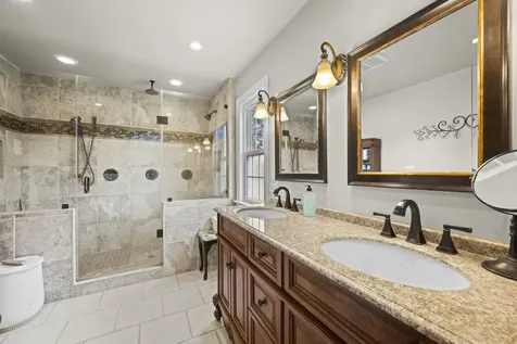 1565 Freeman Road Hoffman Estates IL 60192