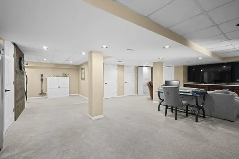 1565 Freeman Road Hoffman Estates IL 60192