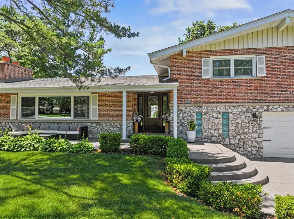 328 Windsor Lane Inverness IL 60010