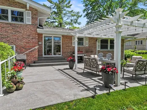 328 Windsor Lane Inverness IL 60010