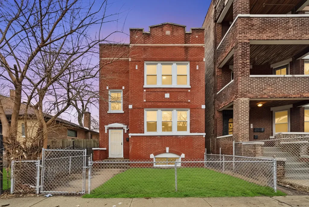 6623 South Vernon Avenue Chicago IL 60637