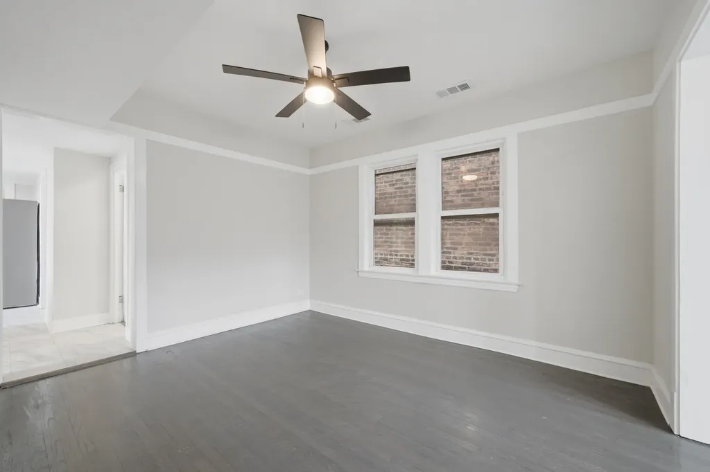 6623 South Vernon Avenue Chicago IL 60637