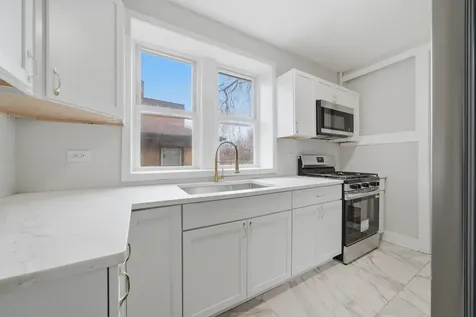 6623 South Vernon Avenue Chicago IL 60637