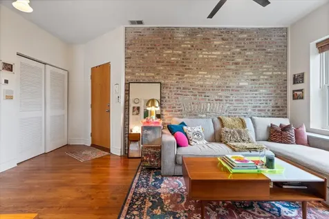 5611 North Glenwood Avenue Chicago IL 60660