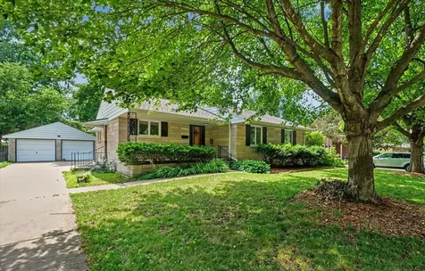 2112 Boudreau Drive Urbana IL 61801