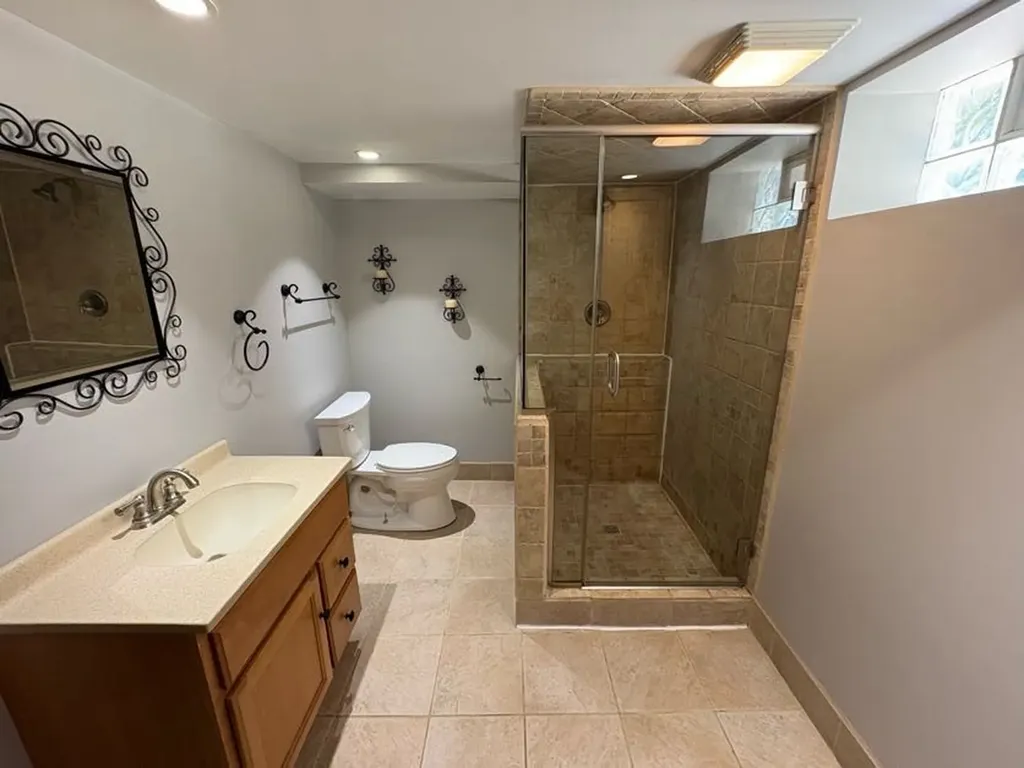126 North Illinois Avenue Villa Park IL 60181