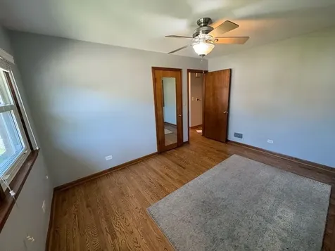 126 North Illinois Avenue Villa Park IL 60181