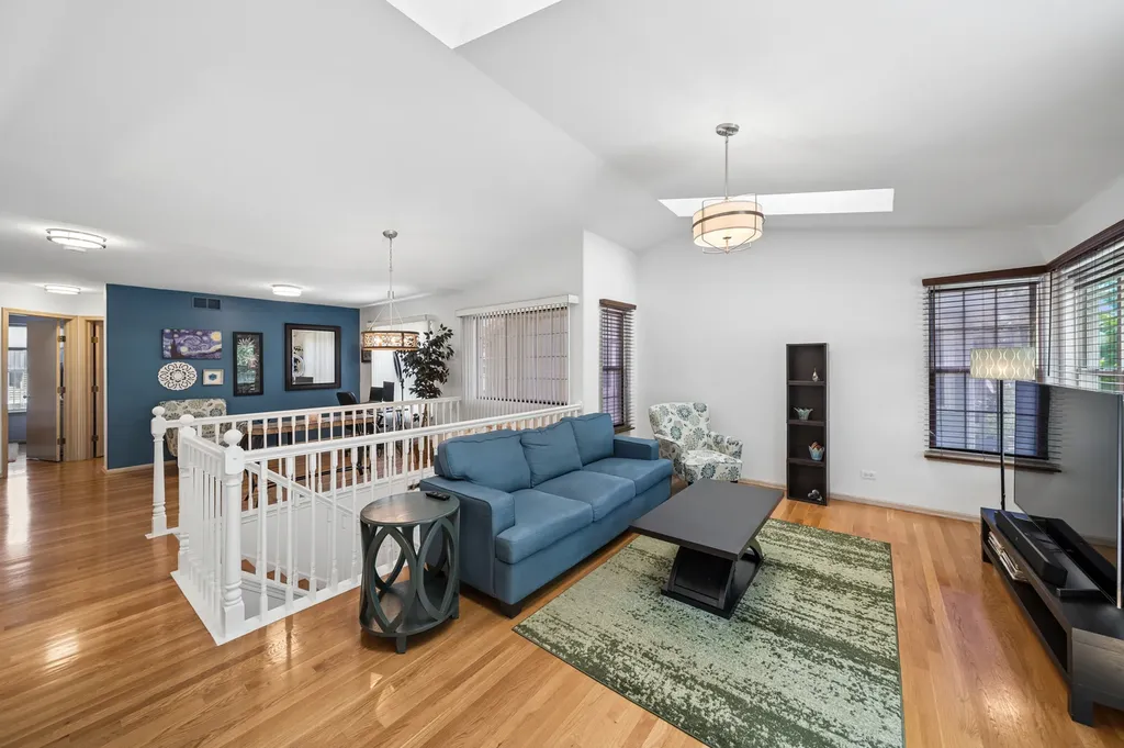 2347 Old George Way Downers Grove IL 60515