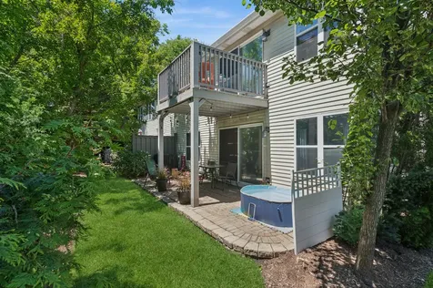 2347 Old George Way Downers Grove IL 60515