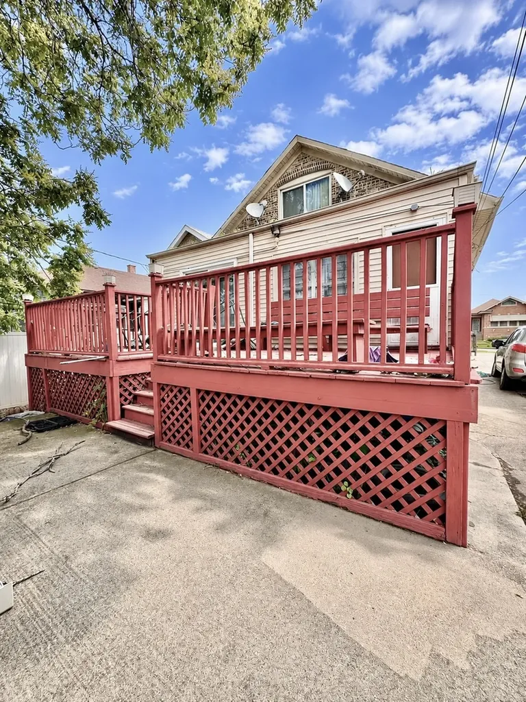 8028 South Ada Street Chicago IL 60620
