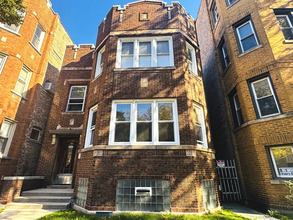 6937 South Merrill Avenue Chicago IL 60649