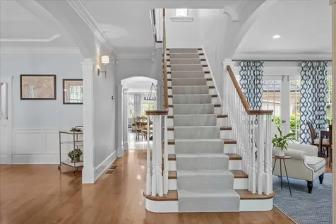 127 Glenwood Avenue Winnetka IL 60093