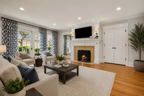 127 Glenwood Avenue Winnetka IL 60093