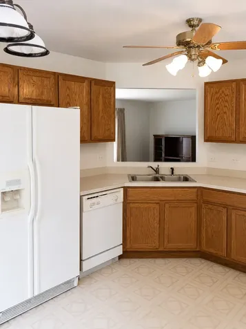 231 Hillcrest Lane Steger IL 60475
