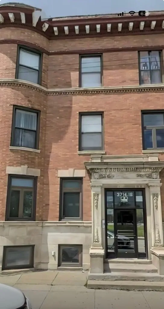 3716 South Indiana Avenue Chicago IL 60653