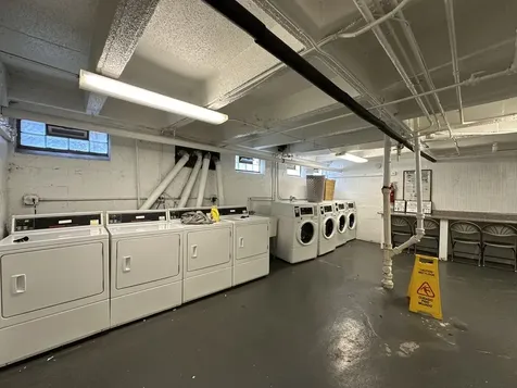 661 West Sheridan Road Chicago IL 60613