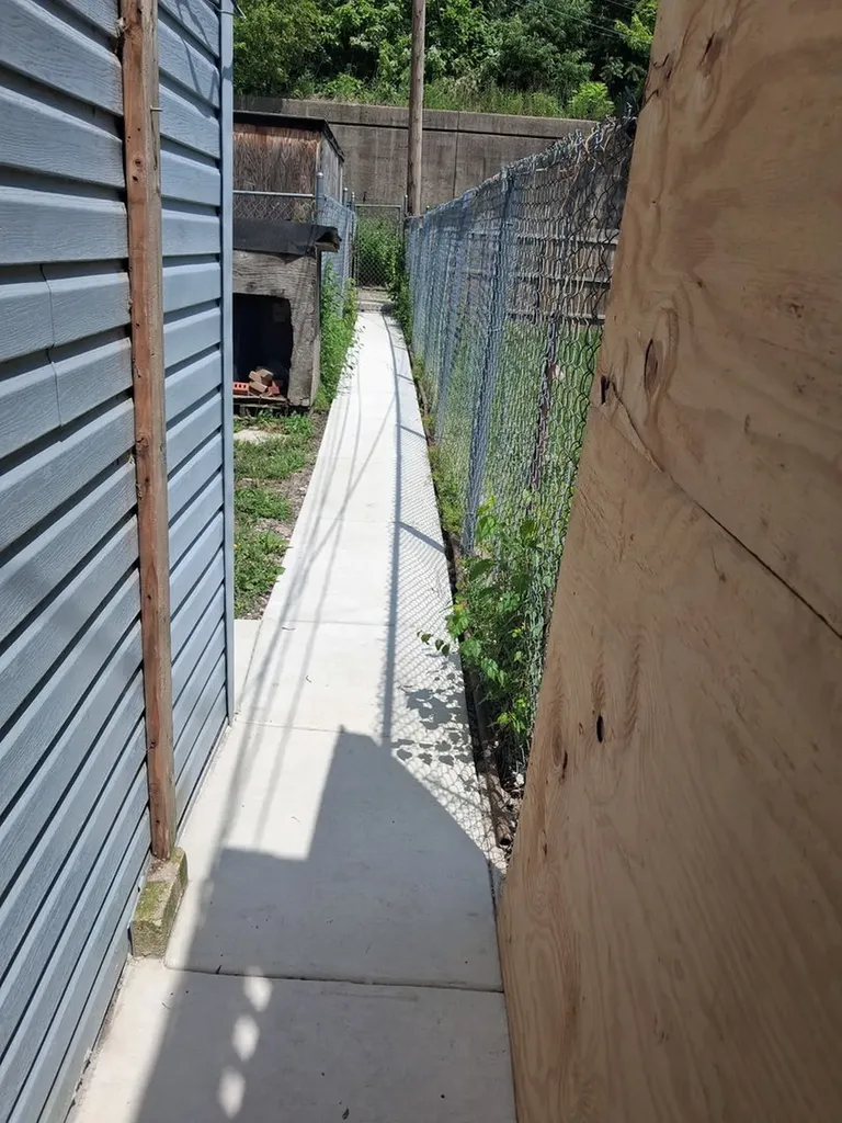 3912 West Fillmore Street Chicago IL 60624