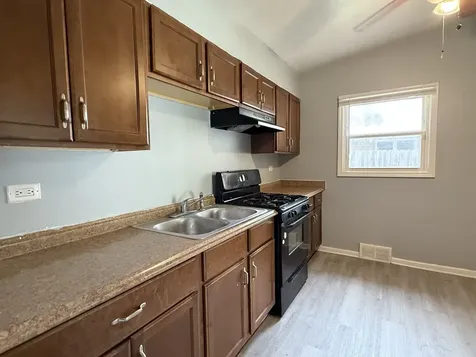1133 Parkview Avenue Chicago Heights IL 60411