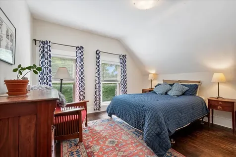 1621 Florence Avenue Evanston IL 60201