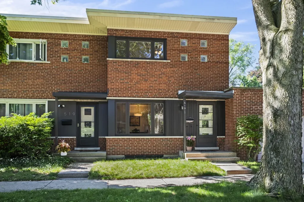 519 1/2 Ridge Road Wilmette IL 60091