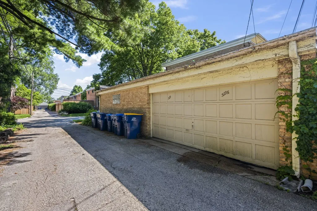 519 1/2 Ridge Road Wilmette IL 60091
