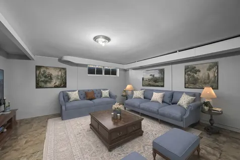 519 1/2 Ridge Road Wilmette IL 60091