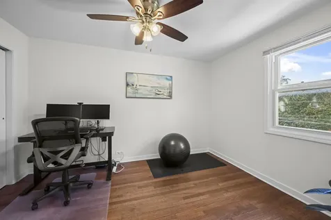 519 1/2 Ridge Road Wilmette IL 60091