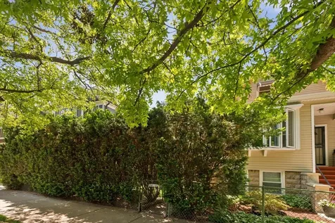 4924 North Seeley Avenue Chicago IL 60625