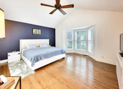 1605 Crowfoot Circle Hoffman Estates IL 60169