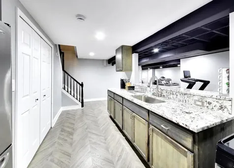 1605 Crowfoot Circle S Hoffman Estates IL 60169