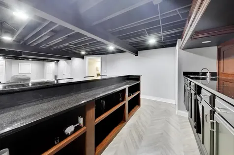 1605 Crowfoot Circle S Hoffman Estates IL 60169