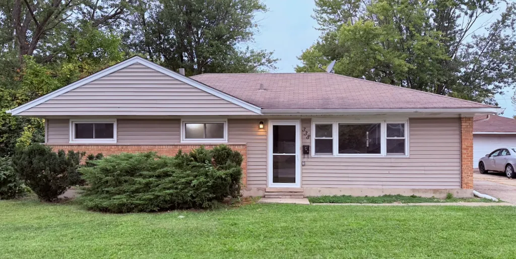 338 Waldmann Drive Park Forest IL 60466