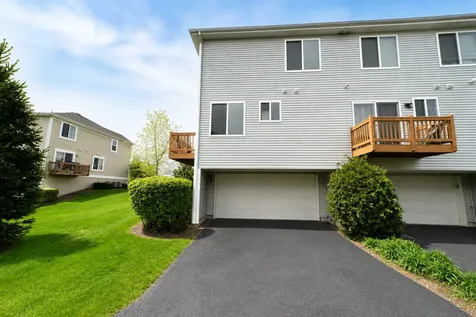 1709 Windward Drive Pingree Grove IL 60140