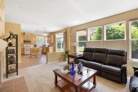 1675 Seaton Lane Elgin IL 60123
