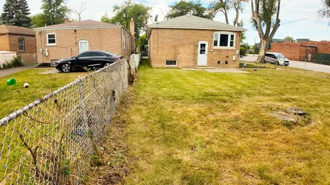 15501 Maryland Avenue Dolton IL 60419