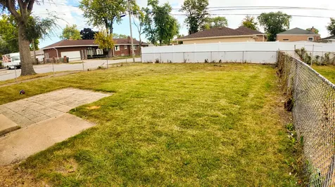 15501 Maryland Avenue Dolton IL 60419
