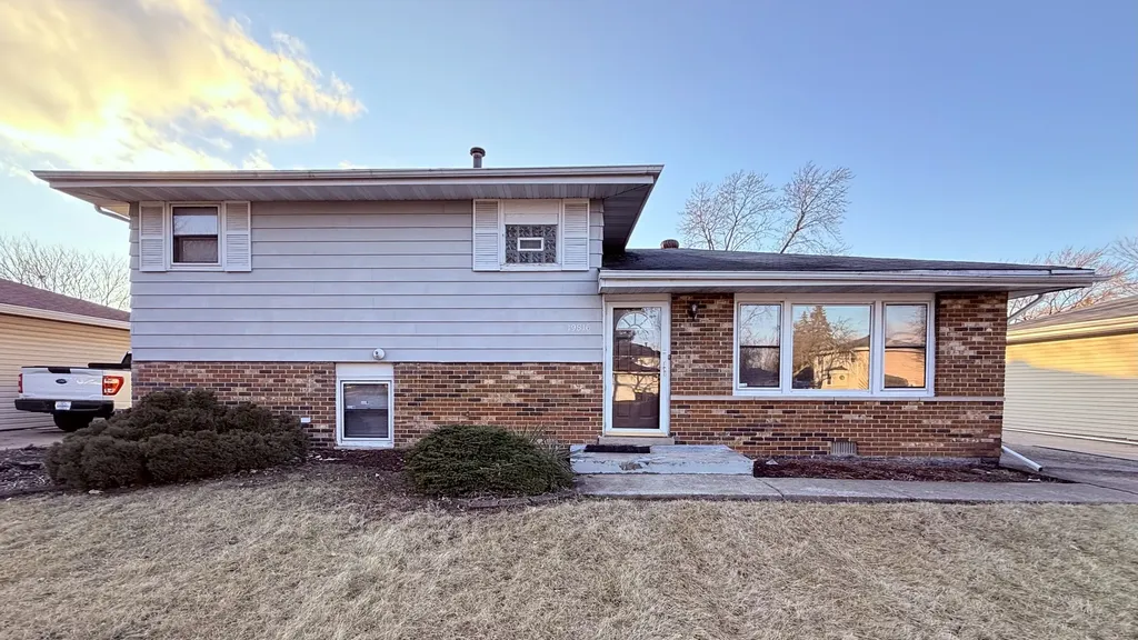 19816 Orchard Avenue Lynwood IL 60411